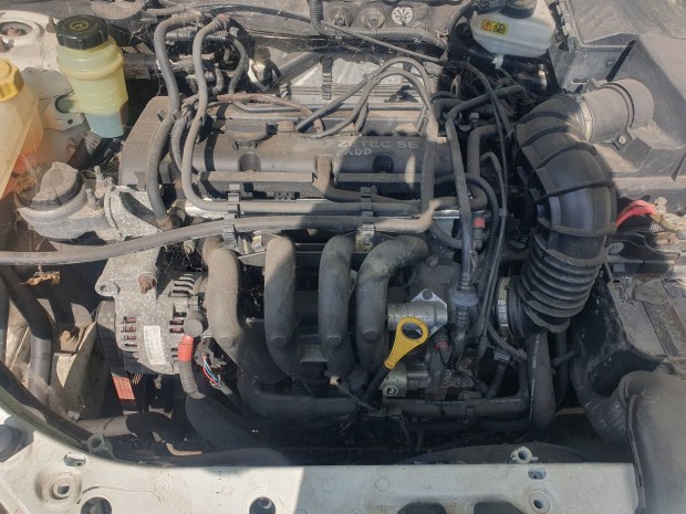 Ford Focus I-es 1.4 16v motor Fxdb.