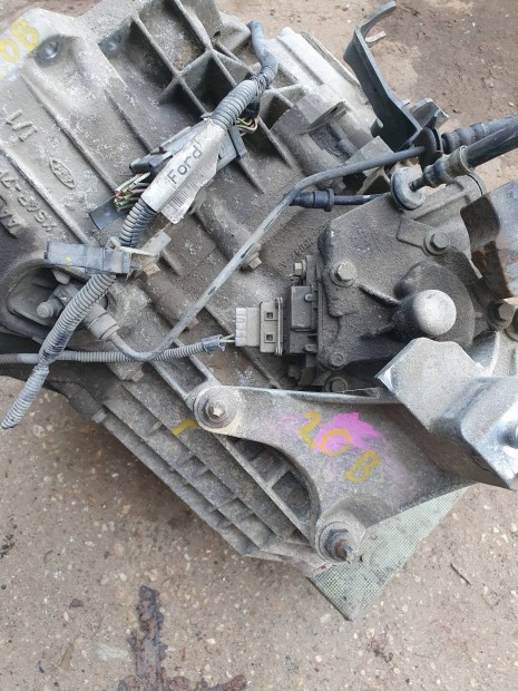 Ford Focus I-es 2.0-es benzines vlt.