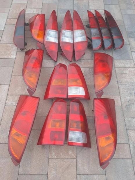 Ford Focus I-es II-es,Mondeo III-as hátsó lámpa.