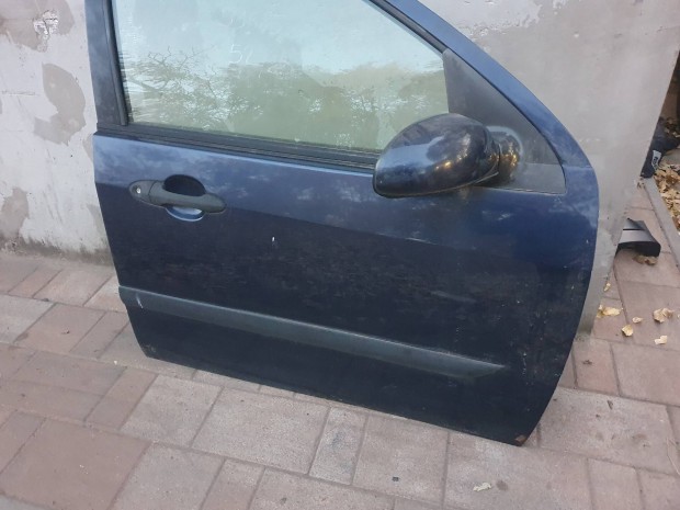 Ford Focus I-es jobb első ajtó.