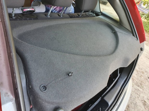 Ford Focus I-es kalaptart.