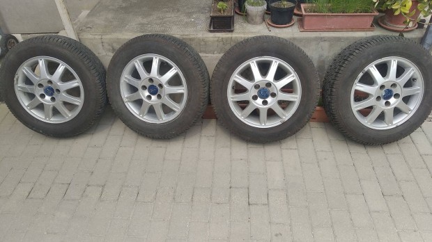 Ford Focus Il Alufelni Nyárigumival