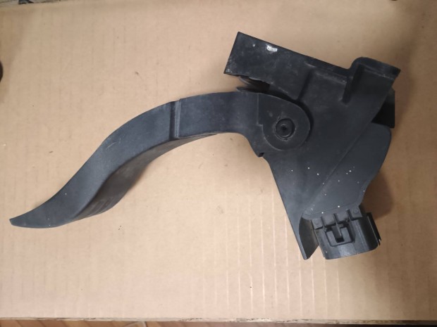 Ford Focus MK1 1.8 TDCi g�zped�l 98AB-9F836-AE