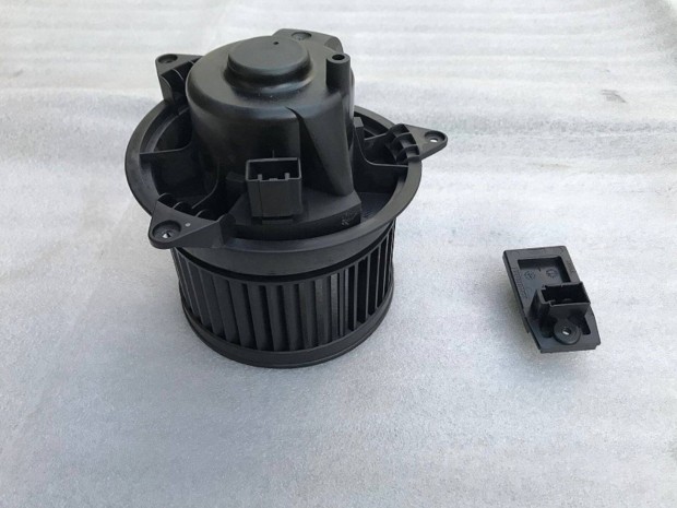 Ford Focus MK1 Ftmotor Ftventiltor manul klms