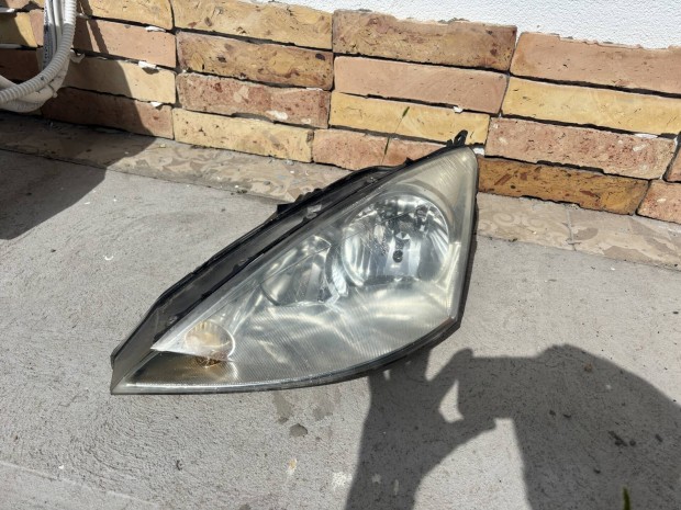 Ford Focus MK1 jobb első fényszóró lámpa