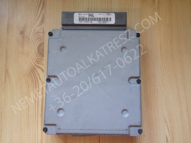 Ford Focus MK1 motorvezrl ECU XS4F-12A650-FAB