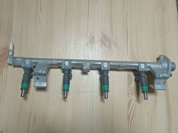 Ford Focus MK2 1.6 benzin injektor h�d 9D280 9H487 porlaszt� sor