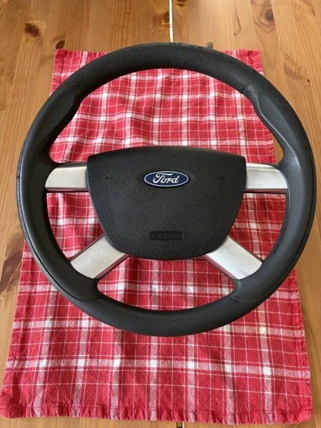 Ford Focus MK2/2.5 Kormány