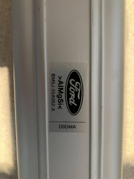 Ford Focus MK2 Kombi Gyri Csomartart Elad