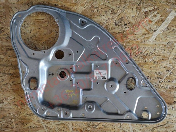 Ford Focus MK2 kombi bal h�ts� ajt�panel - mechanikus 4M51-A24995-GH