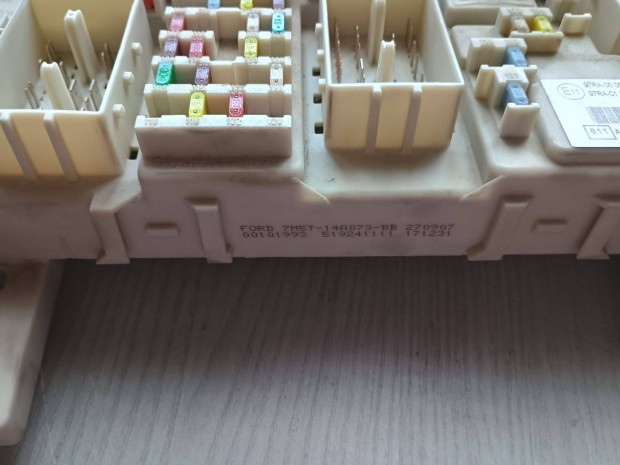 Ford Focus MK2 motorvez�lr� ECU 7M5T-14A073-BB