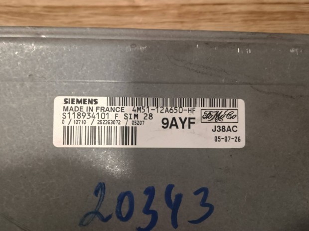 Ford Focus MK2 motorvezérlő ECU 4M51-12A650-HF