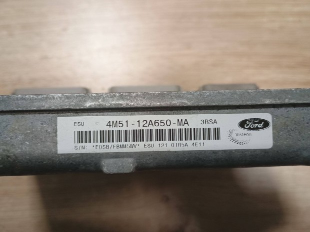 Ford Focus MK2 motorvezrl ECU 4M51-12A650-MA