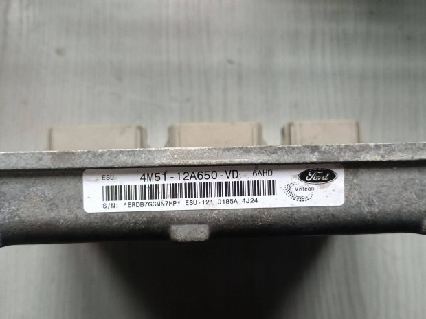 Ford Focus MK2 motorvezérlő ECU 4M51-12A650-VD