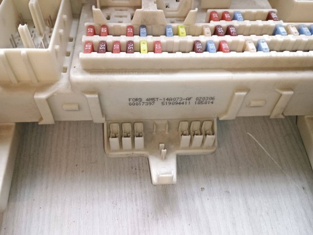 Ford Focus MK2 motorvez�rl� ECU 4M5T-14A073-AF