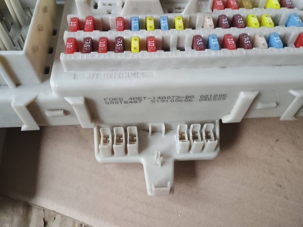 Ford Focus MK2 motorvez�rl� ECU 4M5T-14A073-DG