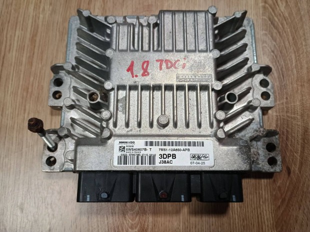 Ford Focus MK2 motorvezrl ECU 7M51-12A650-APB