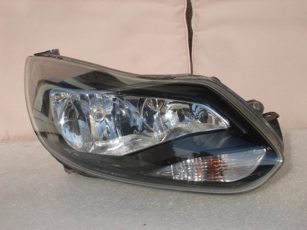 Ford Focus MK3 Jobb első Gyári Fényszóró BM51-13W029-RB 2011-től Hibát