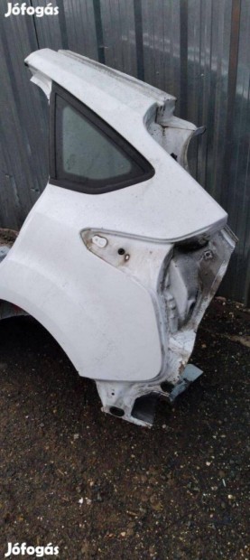 Ford Focus MK3 bal hátsó sárvédő negyed