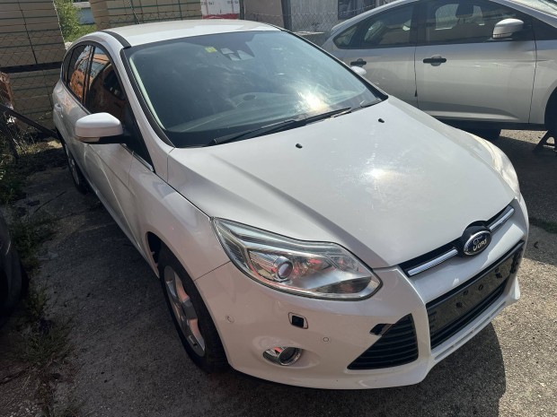 Ford Focus MK3 jobb els� s�rv�d�