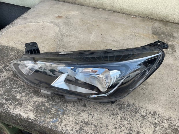 Ford Focus MK4 LED-es bal fényszóró lámpatest