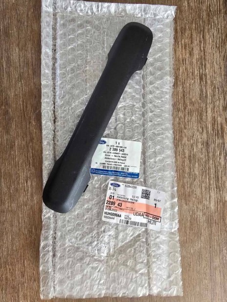Ford Focus MK4 belső csomagtartó nyitó burkolat BAL - 2289543