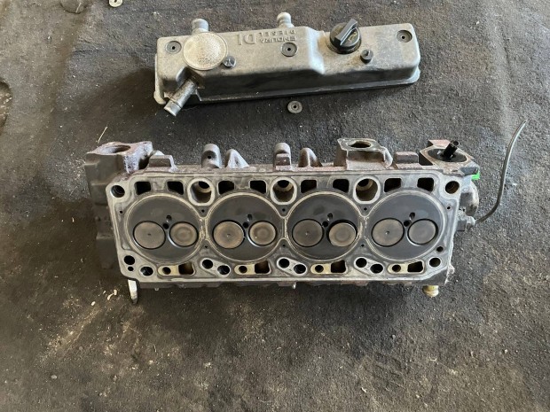 Ford Focus Mk1-Mk2 1.8 Tddi-TDCI komplett hengerfej