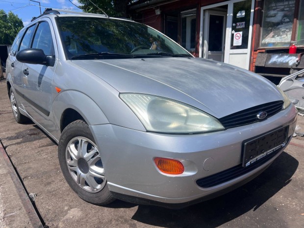 Ford Focus Mk1 (1999) 1.4i Fxda Alkatrészek #M2681