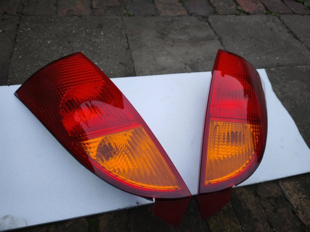 Ford Focus Mk1 gyri hts lmpa pr