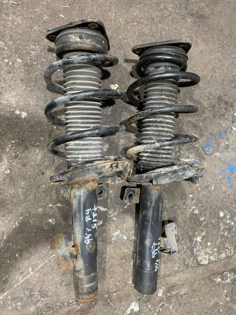 Ford Focus Mk2-2,5 bal-jobb Els� G�lyal�b Leng�scsillap�t� Rug�val