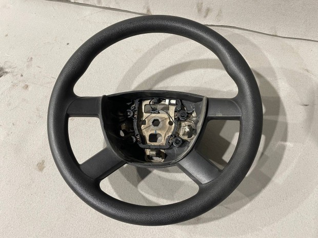 Ford Focus Mk2-2.5 gyári szép állapotú 4 küllős kormány légzsák nélkül