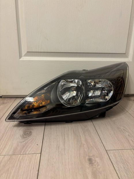 Ford Focus Mk2.5 bal els� fenysz�r�