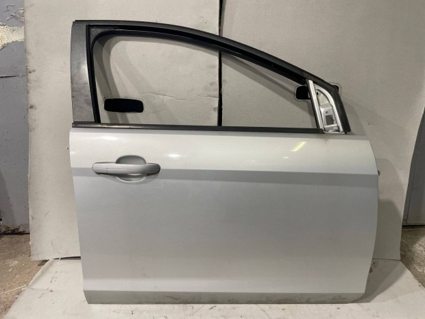 Ford Focus Mk2,5 ezüst 03 színkódú jobb első rozsda mentes ajtó