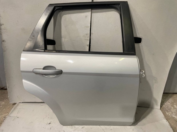 Ford Focus Mk2,5 ezüst 03 színkódú jobb hátsó rozsda mentes ajtó