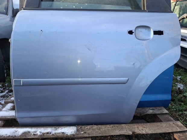 Ford Focus Mk2 Bal h�ts� ajt�, 5 ajt�s t�pushoz