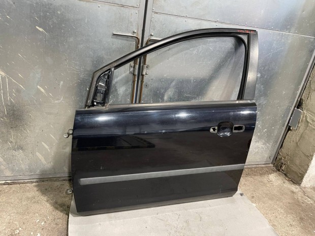 Ford Focus Mk2 bal első fekete F3 színkódú rozsda mentes ajtó