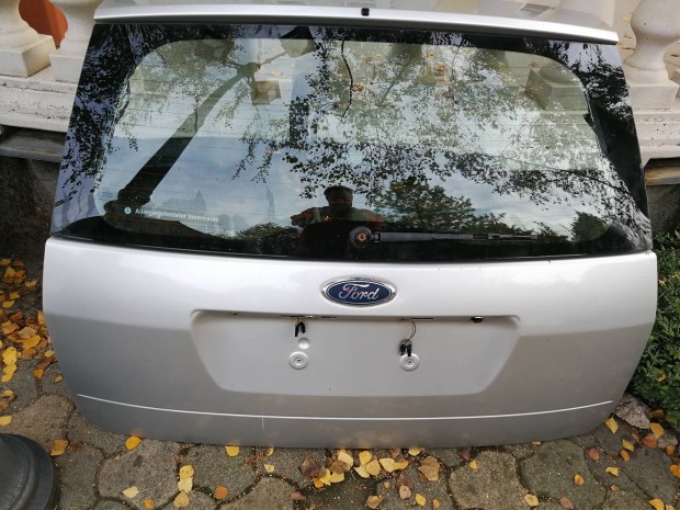 Ford Focus Mk2 gyári kombi csomagtér ajtó