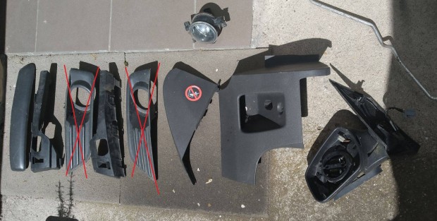 Ford Focus Mk2 műanyag külső, belső alkatrészek