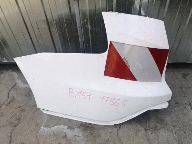 Ford Focus Mk3 bal hátsó lökhárító sarok