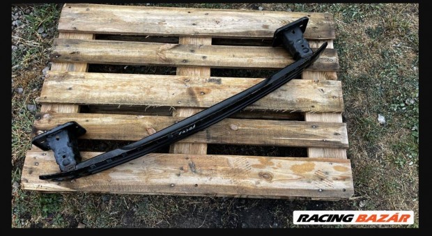 Ford Focus Mk3 hátsó lökhárító merevítő bm51a403c94af