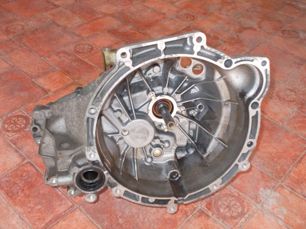 Ford Focus Mk3 sebess�gv�lt�