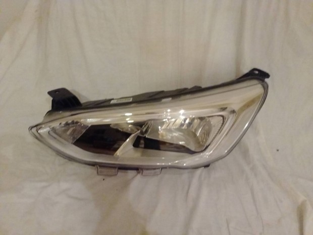 Ford Focus Mk4 bal led fnyszr 