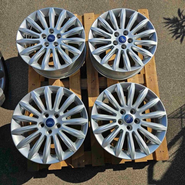 Ford Focus Mondeo C-Max S-Max gyári eredeti alufelni újszerű 17 colos