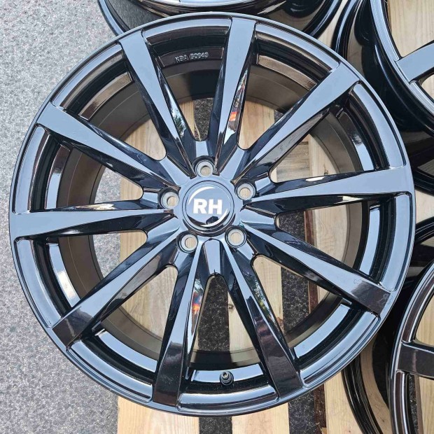 Ford Focus Mondeo S-Max C-max Turneo Connect alufelni felni 18 colos f