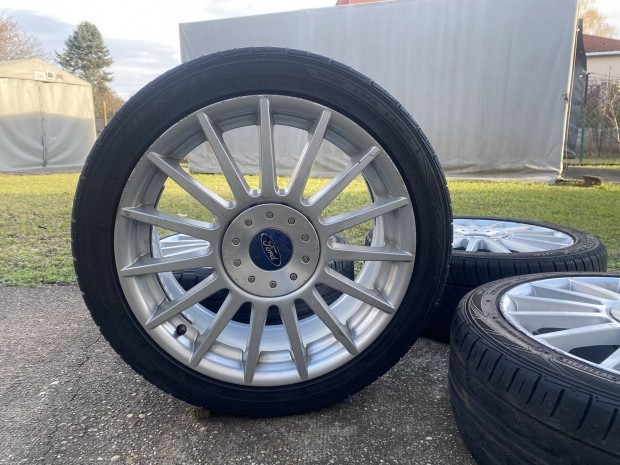 Ford Focus ST gyri 17"-os felni szett 4x108 63.4mm