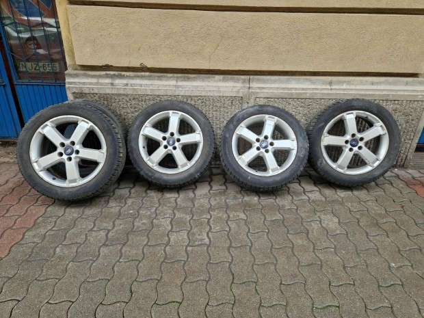 Ford Focus / Mondeo 17" gyri alufelnik tli gumival