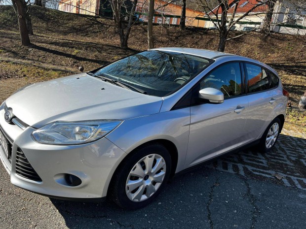 Ford Focus a hsges trs