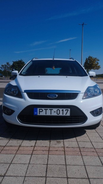 Ford Focus elad