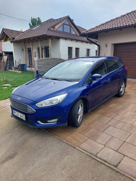 Ford Focus elad