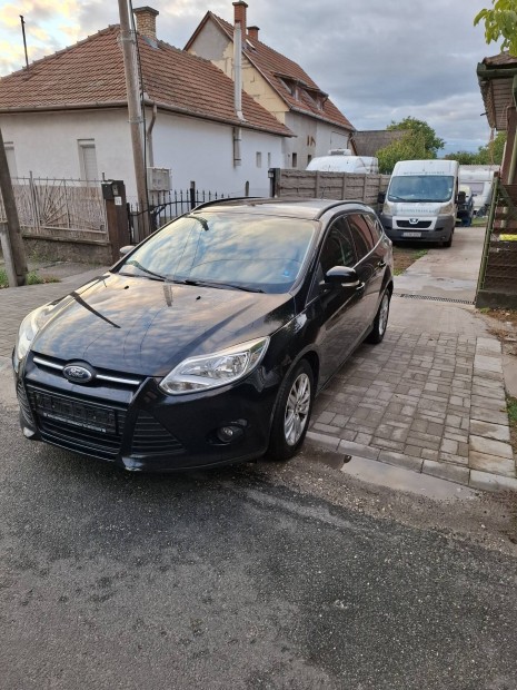 Ford Focus elad